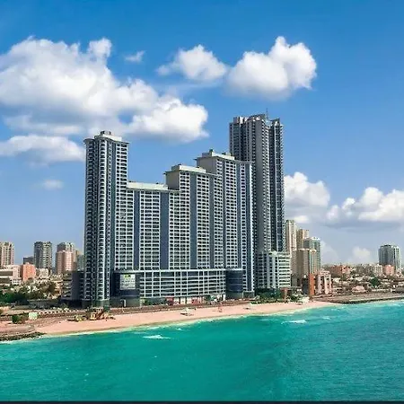 Beautiful 2 Bedroom Full Seaview Apartment Ajman Exterior photo